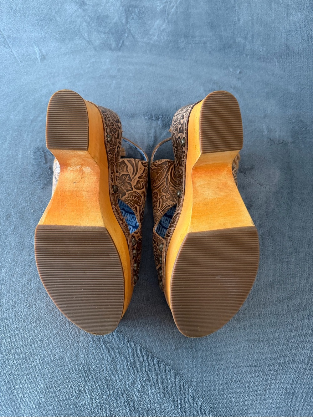 dingo Brown Floral Tooled Platform Sandal with Mustard Platform size 8 - Picture 7 of 10